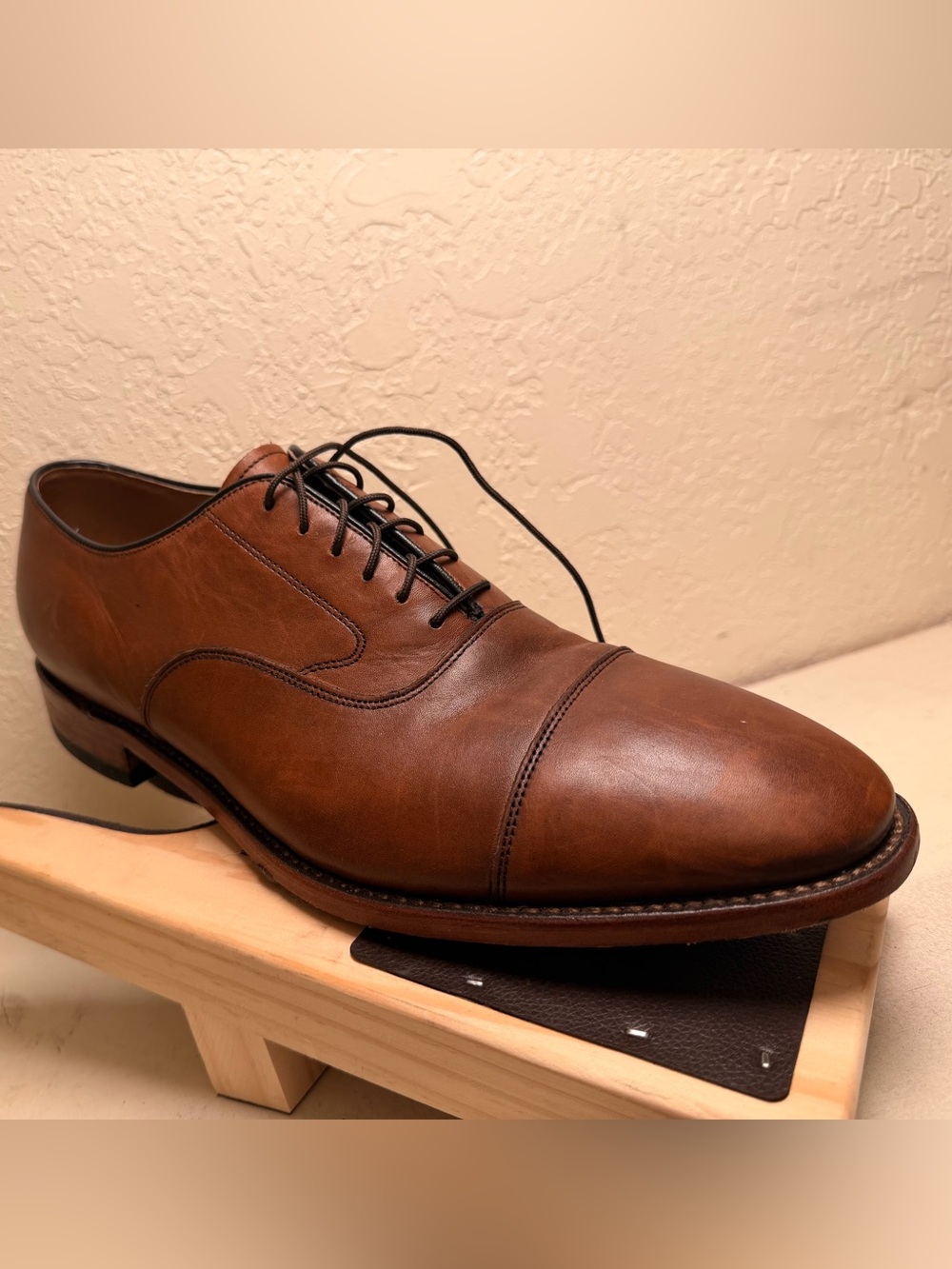 Johnston & Murphy Brown Cap-Toe Oxford Dress Shoes